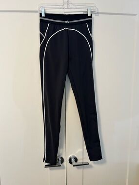 ❤️ ALO YOGA AIRBRUSH HIGH-WAIST HEART THROB LEGGINGS ❤️